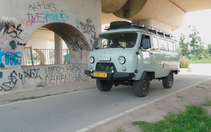 
            &laquo;Грета Тунберг покинула чат&raquo;. Реакция европейцев на российскую &laquo;Буханку&raquo;
        