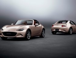 Mazda обновила спорткар MX-5