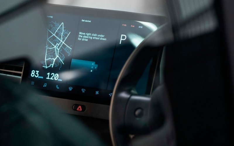 
            Стартап основателя Yota показал первый совместный с Uber автомобиль
        