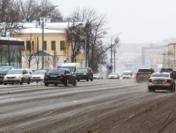 Сильный снегопад в Москве. Где будет проехать сложнее всего