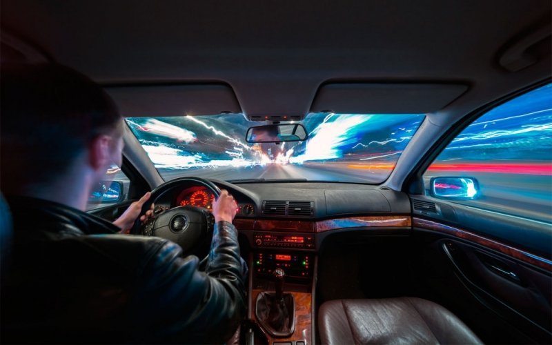 
            Отмена техосмотра, российская премьера Renault и другое. Автоновости дня
        