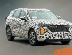Появились первые снимки обновленного Haval Jolion