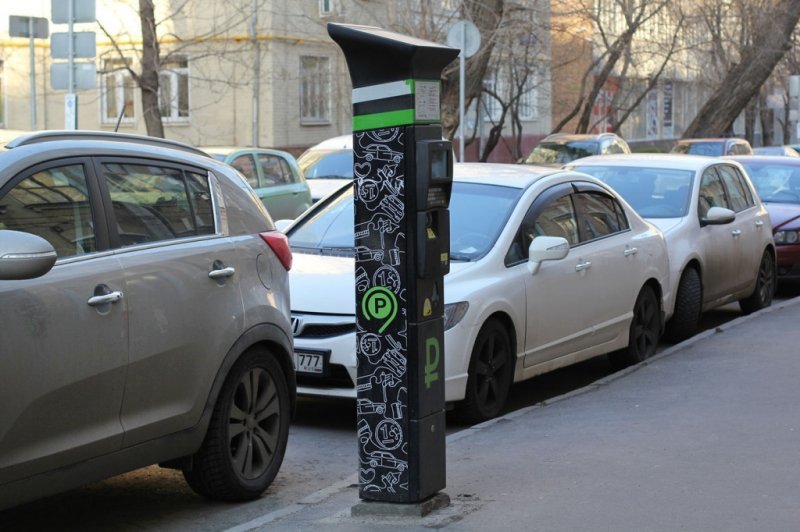 
            ₽5000 за одну минуту: водителей штрафуют даже после оплаты парковки
        