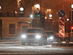 ГИБДД Москвы попросила водителей не садиться за руль из-за тумана