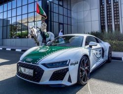 Автопарк полиции Дубая пополнился двумя суперкарами