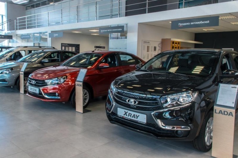 АвтоВАЗ начнет новый год с повышения цен на Lada