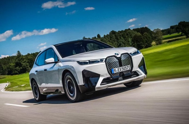 BMW покажет концепт, меняющий цвет кузова нажатием кнопки