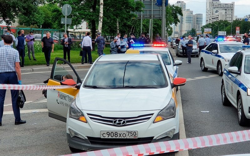 
            «Есть такие спорщики...» Когда инспекторы ГИБДД смогут вскрывать машины
        