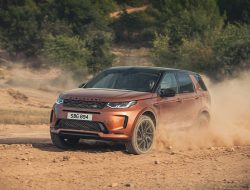 Какие модели Jaguar Land Rover меньше всего разорят на обслуживании