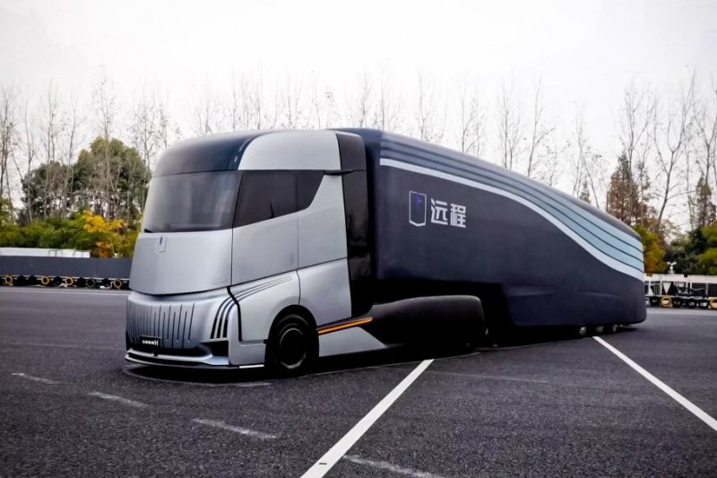 Космический дизайн, 1100 км хода и стиральная машинка: Geely Homtruck впервые показали на видео