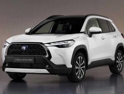 Кроссовер Toyota Corolla обзавелся новой системой полного привода