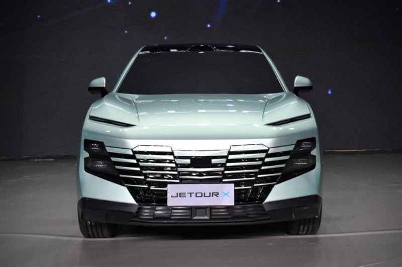 Название для нового стильного кроссовера Chery выберут голосованием