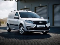 Объявлена стоимость фургона Lada Largus с новой опцией