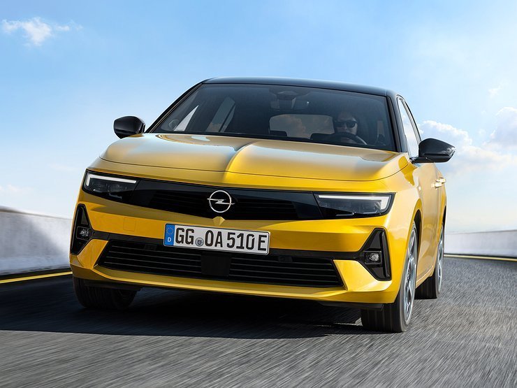 Opel Astra неожиданно возвращается на российский рынок