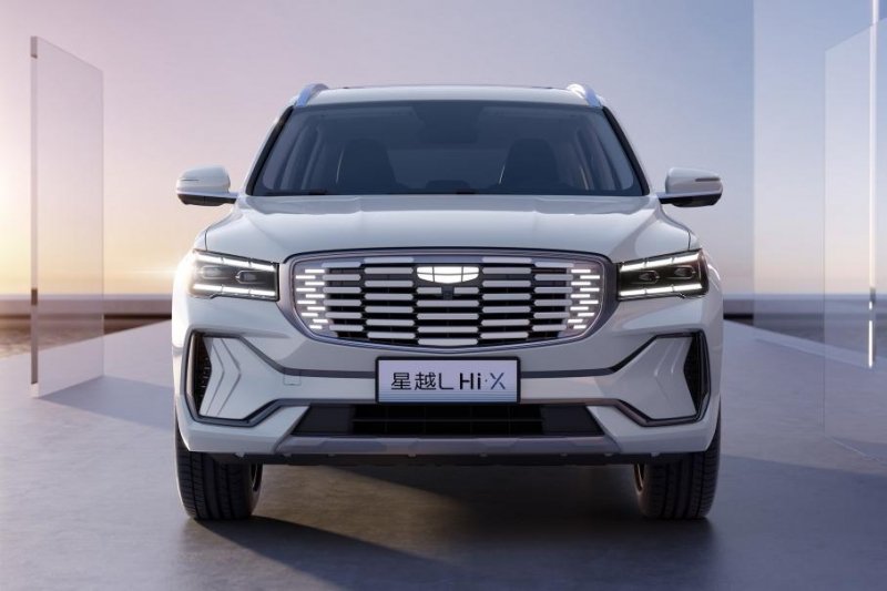 Первый тираж нового кроссовера Geely раскупили за восемь минут