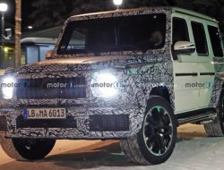 Появились первые фотографии обновленного Mercedes-Benz G 63