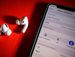 Полиция выследила угнанный Nissan с помощью наушников AirPods