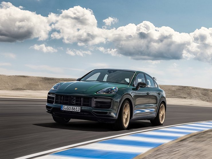 Porsche готовит для россиян сразу несколько новинок в 2022 году