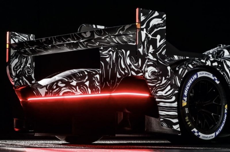Porsche показала фотографии супергибрида для «Ле-Мана»