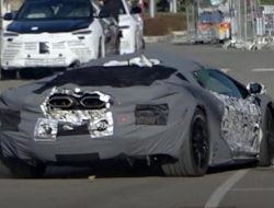 Преемника Lamborghini Aventador показали на видео