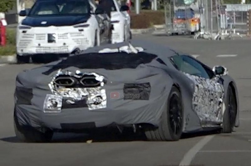 Преемника Lamborghini Aventador показали на видео