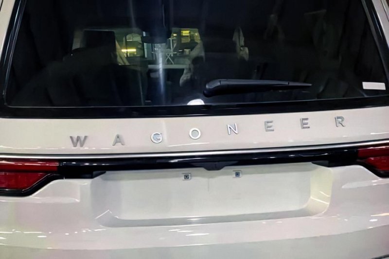 Производство нового Jeep Wagoneer началось со странного дефекта