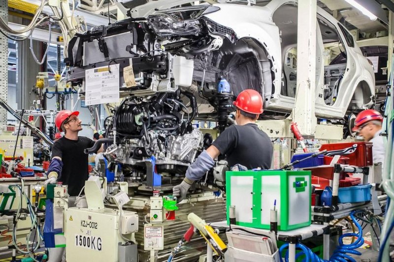 Простои на японских предприятиях Toyota не затронут российский завод