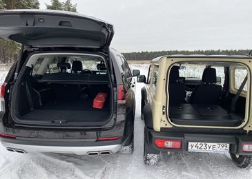 Разноклассные: несерьезный тест-драйв Suzuki Jimny и Kia Mohave