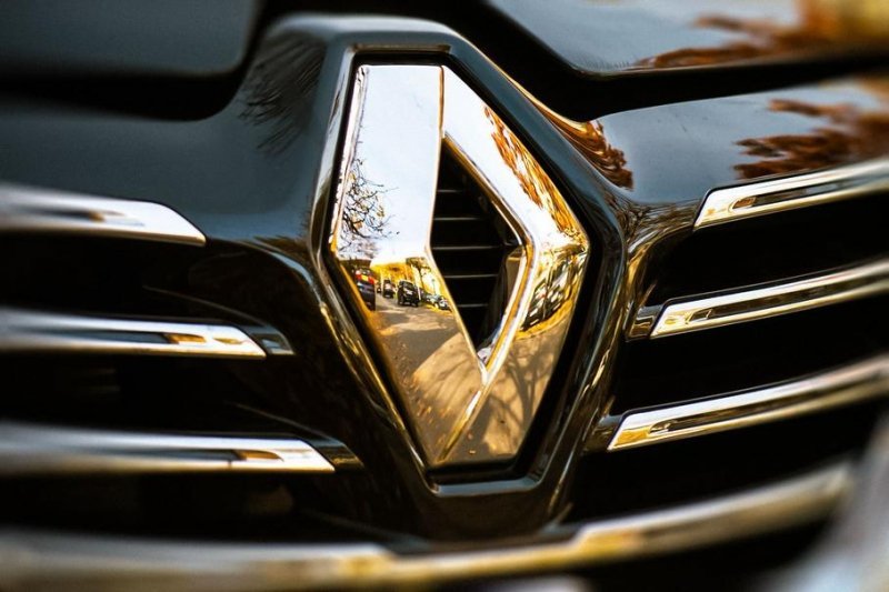 Renault готовит новую модель. Ее мировая премьера состоится в России