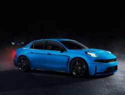 Renault и Geely помогут друг другу с производством автомобилей