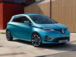Renault пообещала доработать модель, провалившую краш-тесты