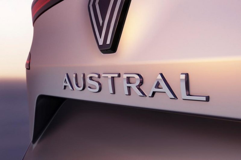 Renault придумала название для нового кроссовера