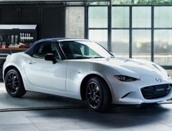 Родстер Mazda MX-5 обзавелся драйверской версией 990S