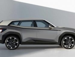 Серийный кроссовер BMW XM сохранит внешность концепта