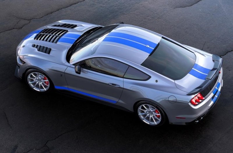 Shelby вернула в модельный ряд экстремальный Mustang GT500KR