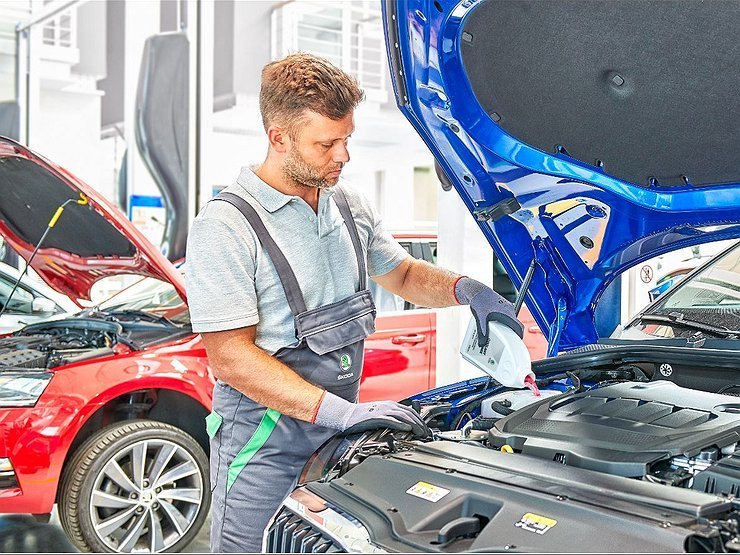 Skoda ввела тридцатипроцентную новогоднюю скидку на ремонт подержанных автомобилей