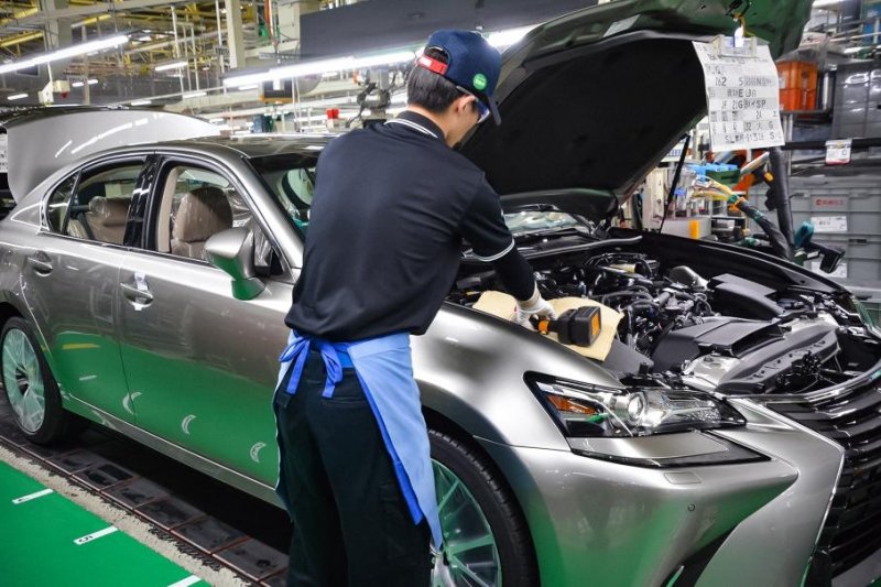 Toyota остановит производство новых автомобилей на неопределенный срок