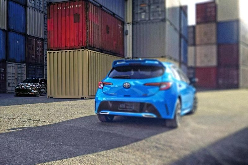 Toyota показала новую фотографию «заряженной» Corolla