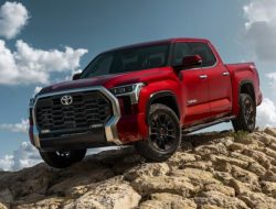 Toyota стала брать деньги за дистанционный запуск мотора