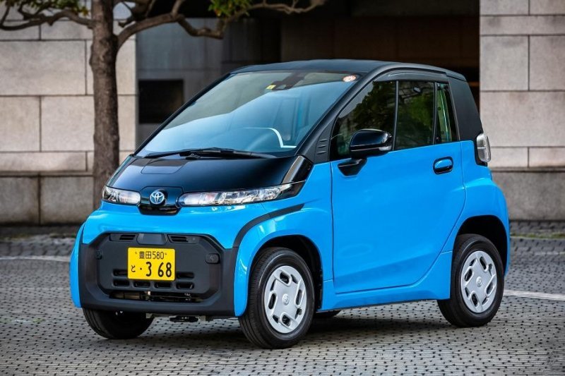 Toyota запустила массовые продажи крошечного электрокара C+pod
