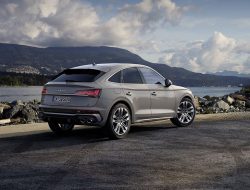 В России начались продажи «заряженного» кроссовера Audi SQ5 Sportback