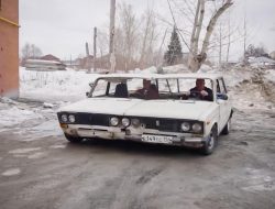 Видео: самые широкие в мире «Жигули», сделанные из двух машин