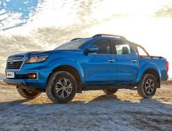 Вместо УАЗа: Dongfeng привезет недорогую копию пикапа Nissan Navara