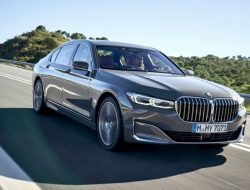 BMW попрощается с мотором V12 особым седаном 7-Series за $200 тыс.