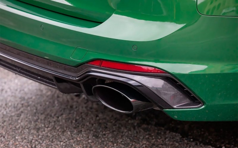 
            Фейерверки на будущее. Тест-драйв новых Audi RS 4 и RS 5
        