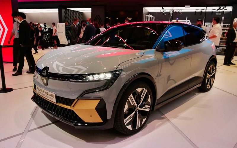 
            Renault к 2030 году откажется от бензиновых машин в Европе
        