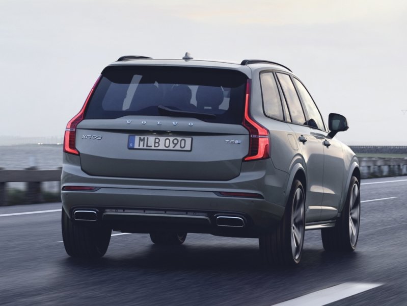 
            Volvo XC90 нового поколения получит автопилот
        