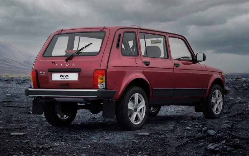 
            АвтоВАЗ приостановил на неопределенный срок производство Lada Niva
        