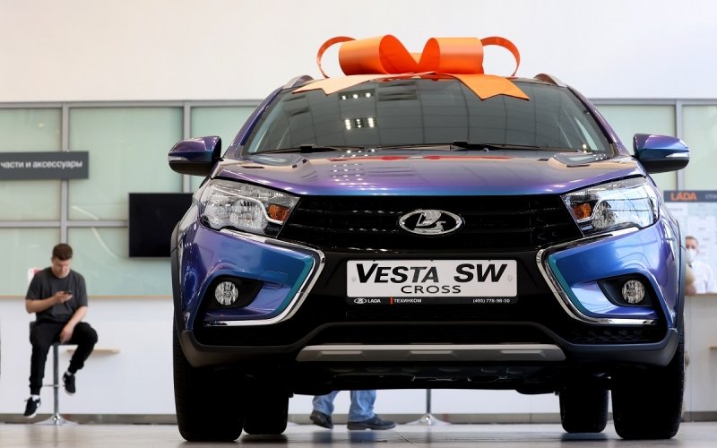 
            АвтоВАЗ планирует выпускать обновленную модель LADA Vesta до 2028 года
        