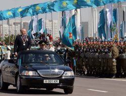 От «Нивы» до «Майбаха». На каких автомобилях ездил Нурсултан Назарбаев